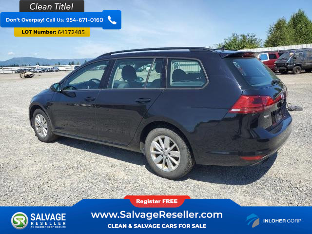 Used 2015 Volkswagen Golf SportWagen image 3