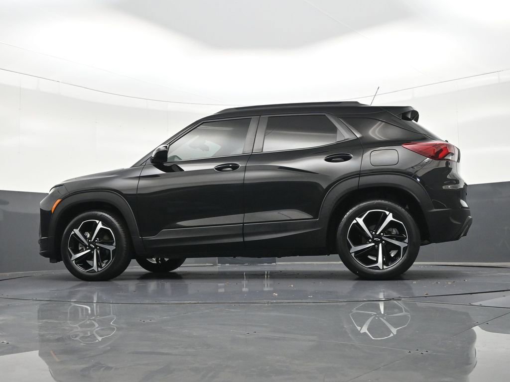 Used 2023 Chevrolet TrailBlazer RS FWD image 28