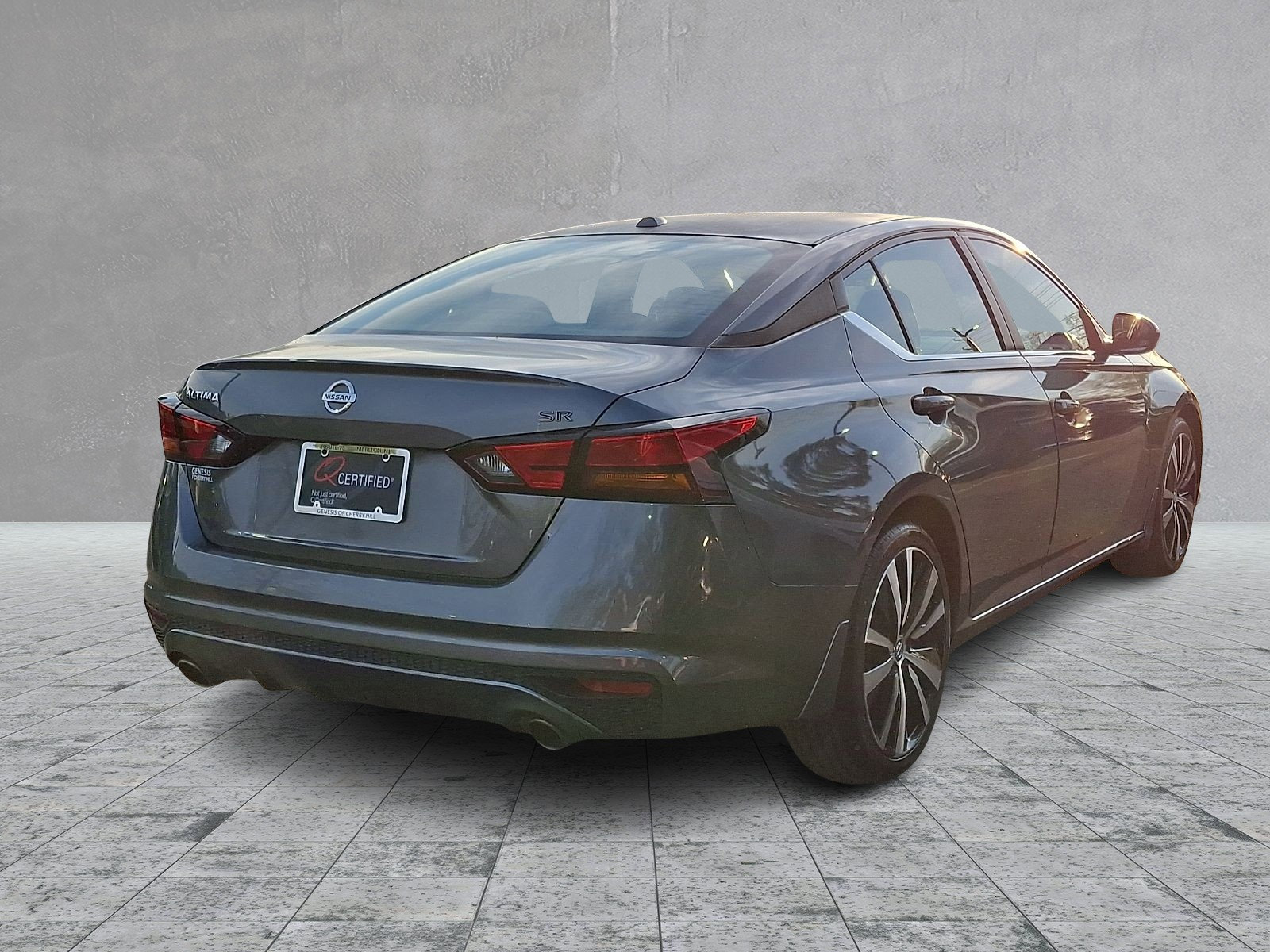 Used 2019 Nissan Altima 2.5 SR FWD image 4