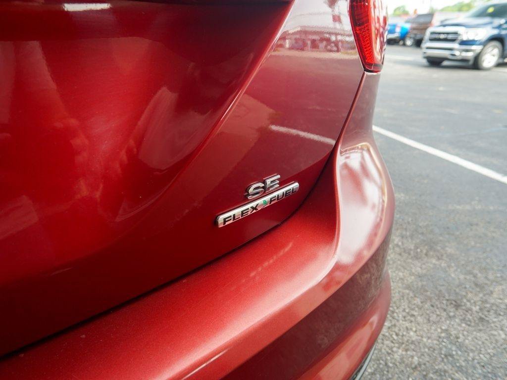 Used 2013 Ford Focus SE FWD image 8