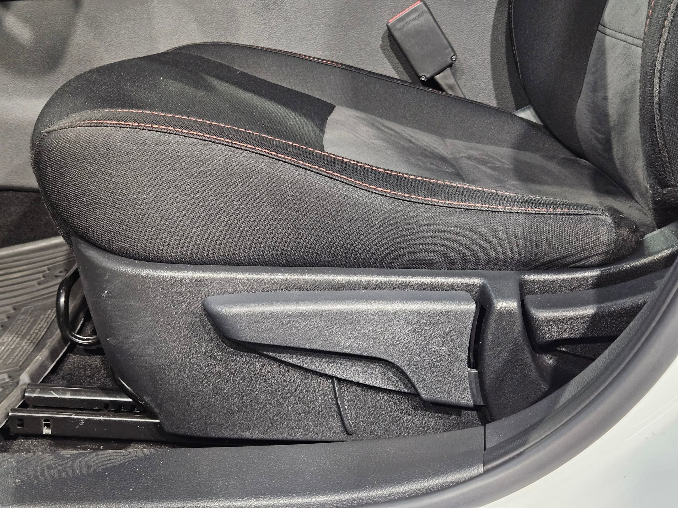 Used 2024 Nissan Sentra SR FWD image 22