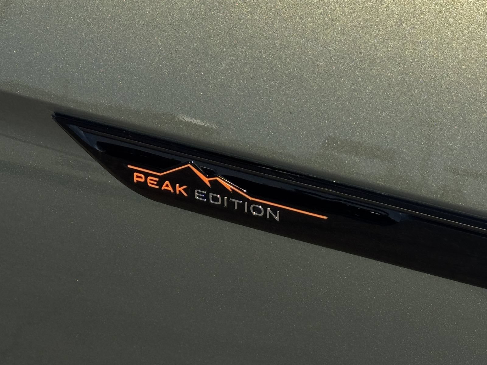 New 2026 Volkswagen Atlas Peak Edition AWD/4WD image 12