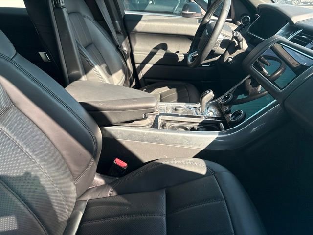 Used 2018 Land Rover Range Rover Sport HSE AWD/4WD image 7