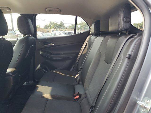 Used 2021 Buick Encore GX Preferred w/ Cold Weather Comfort Package FWD image 8
