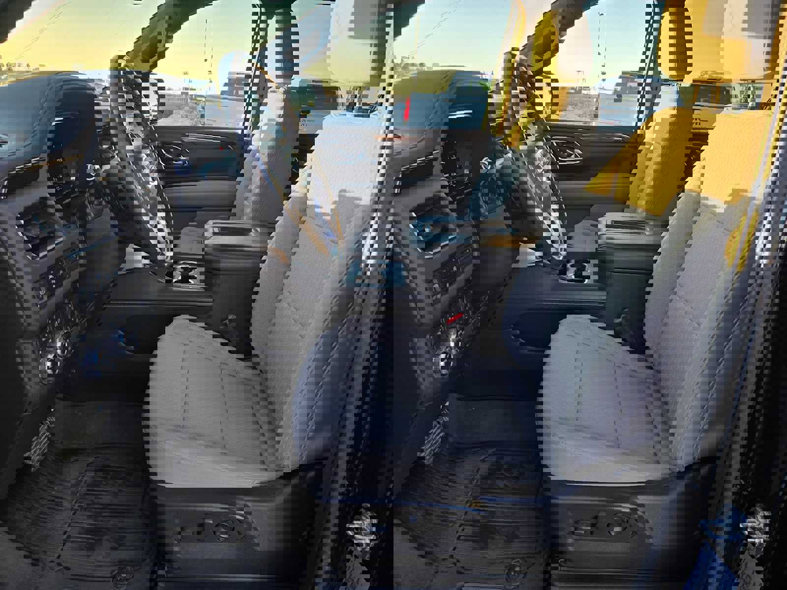 Used 2022 GMC Yukon SLE w/ Max Trailering Package image 22