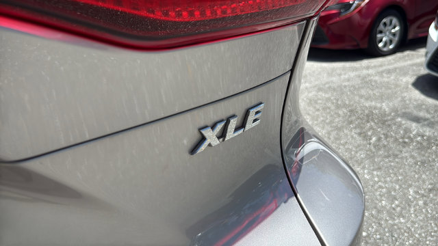 Certified 2023 Toyota Venza XLE AWD/4WD image 8
