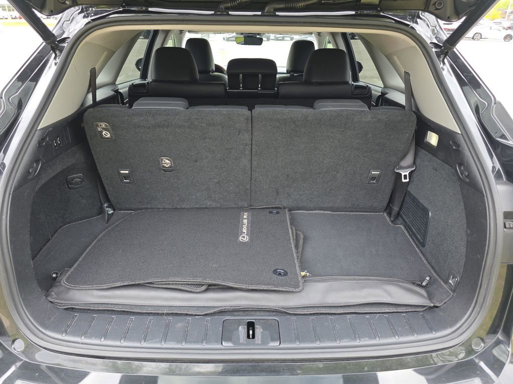 Used 2022 Lexus RX 350L FWD w/ Premium Package image 11