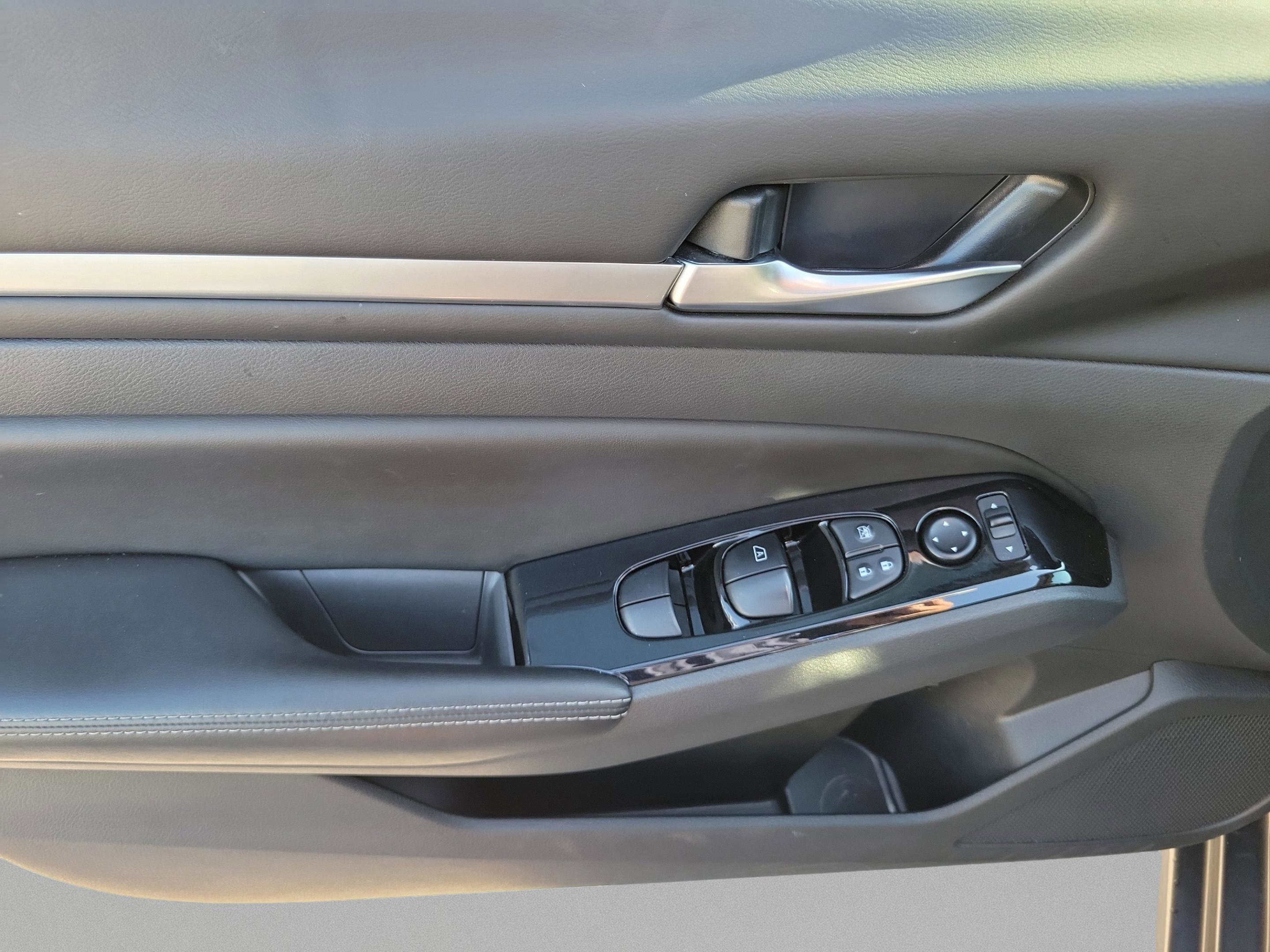 Certified 2023 Nissan Altima 2.5 SV image 18