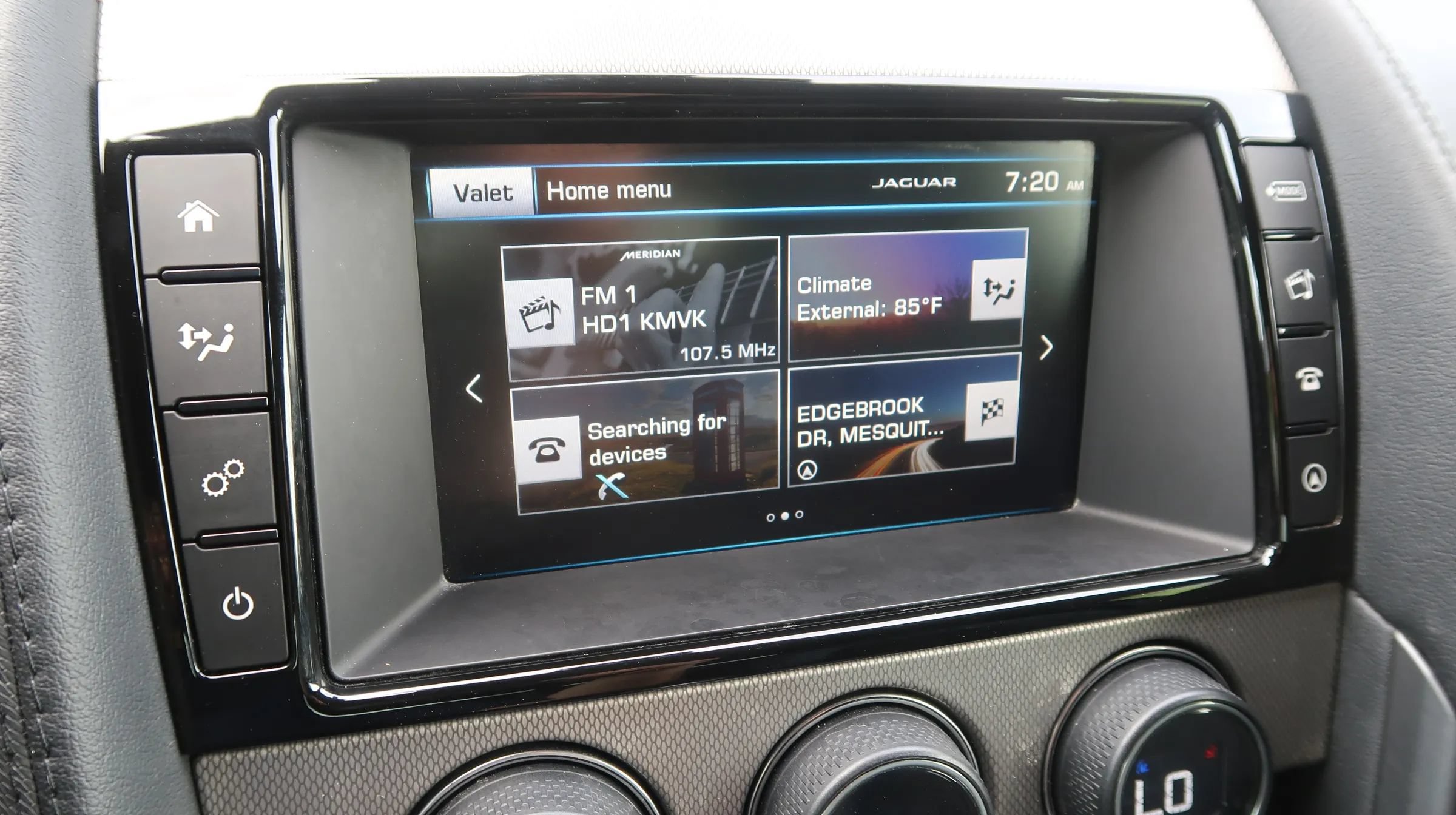 Used 2016 Jaguar F-TYPE Convertible RWD image 26