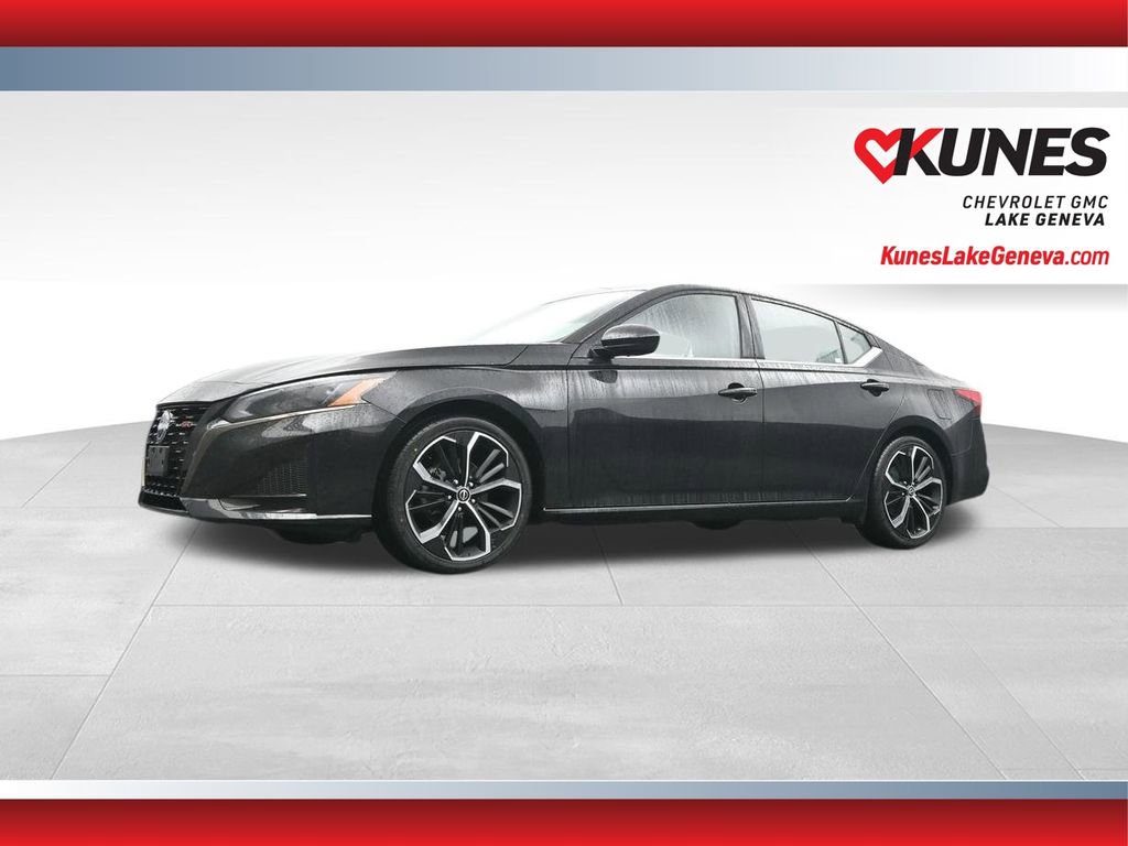 Used 2024 Nissan Altima 2.5 SR FWD image 42
