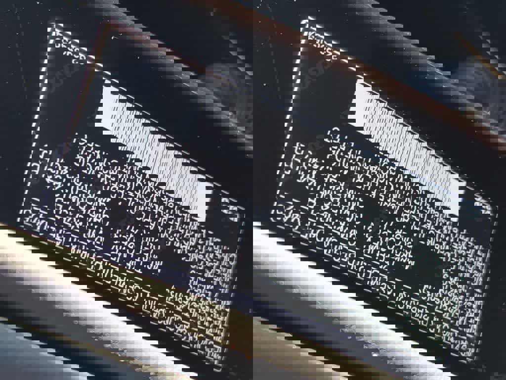 Used 2026 Volvo XC40 B5 Plus w/ Protection Package Premier image 33