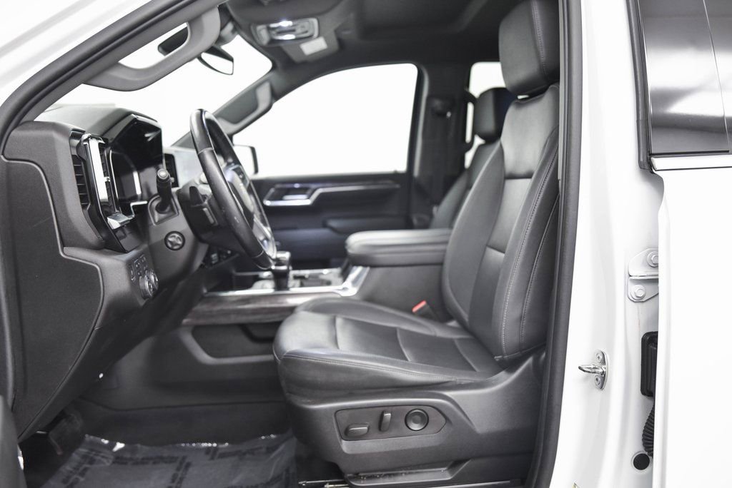 Used 2023 Chevrolet Silverado 1500 LTZ image 11