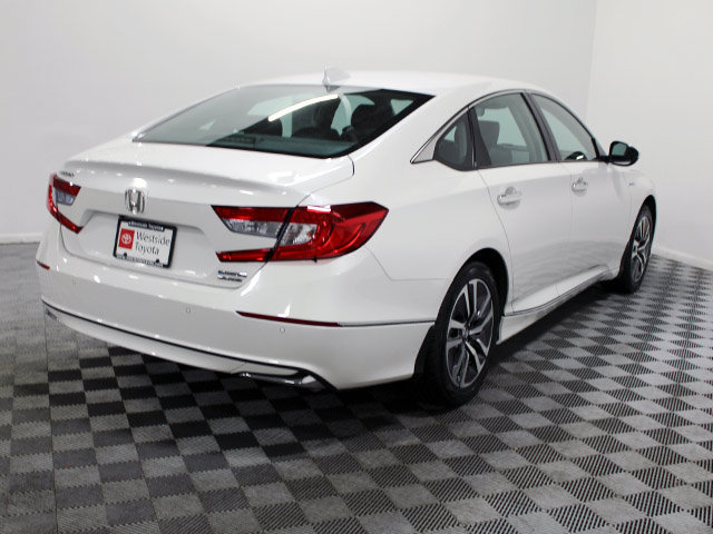 Used 2020 Honda Accord Touring image 6