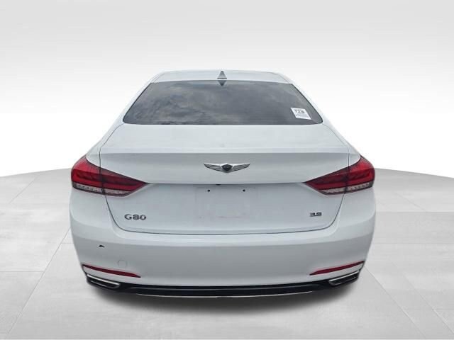 Used 2018 Genesis G80 3.8 RWD image 4