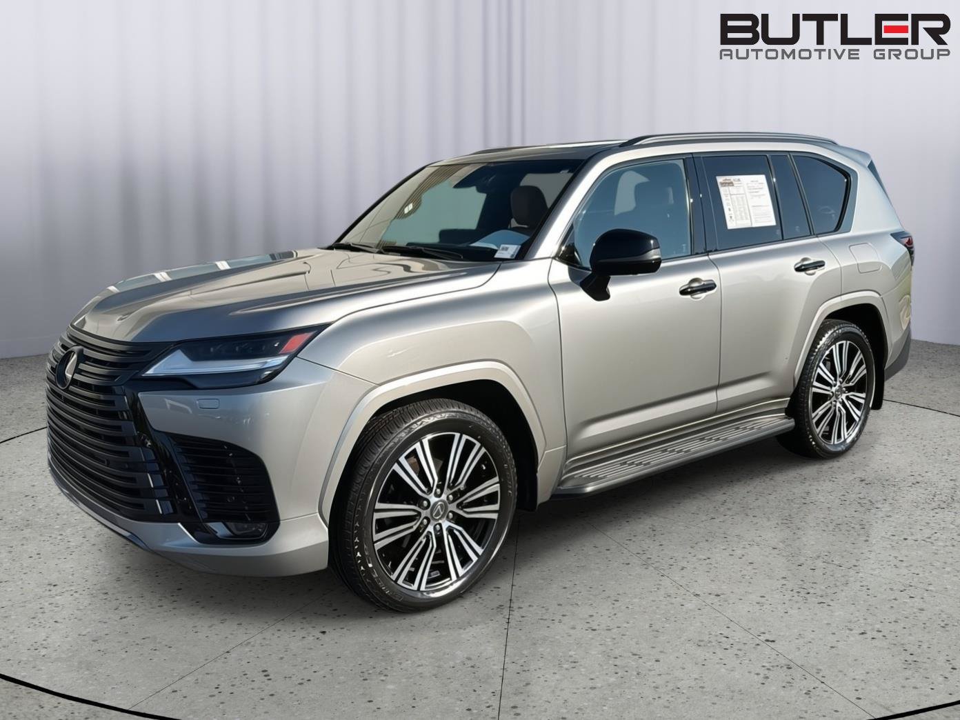 Used 2023 Lexus LX 600 4WD w/ Appearance Package