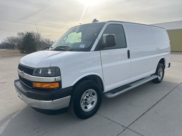 Used 2024 Chevrolet Express 2500 Work Van w/ Driver Convenience Package image 7