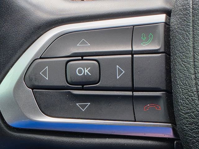 Used 2022 Jeep Compass Limited image 9