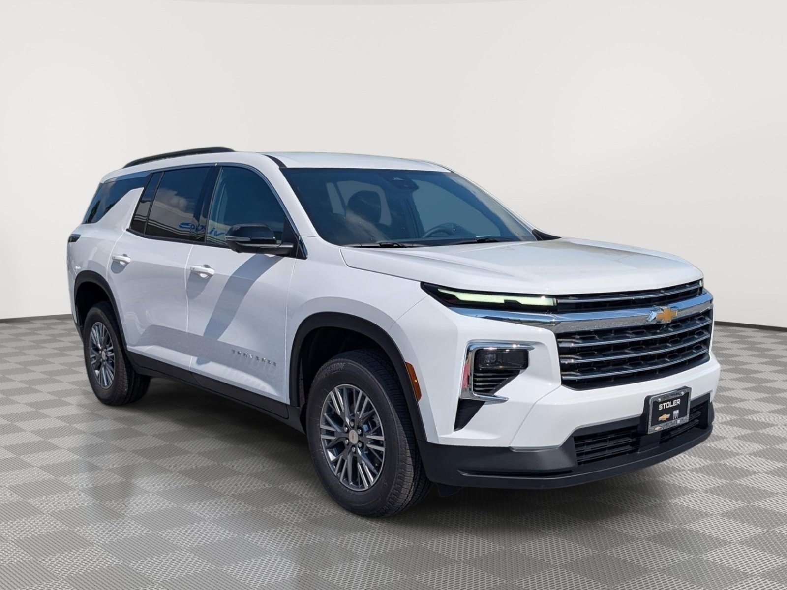 New 2027 Chevrolet Traverse LT w/ Driver Confidence Package FWD image 4