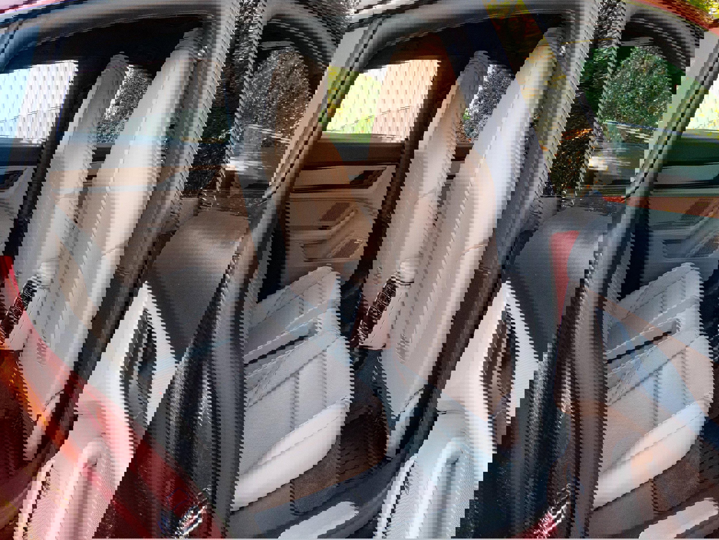 Used 2022 Porsche Taycan 4S image 39