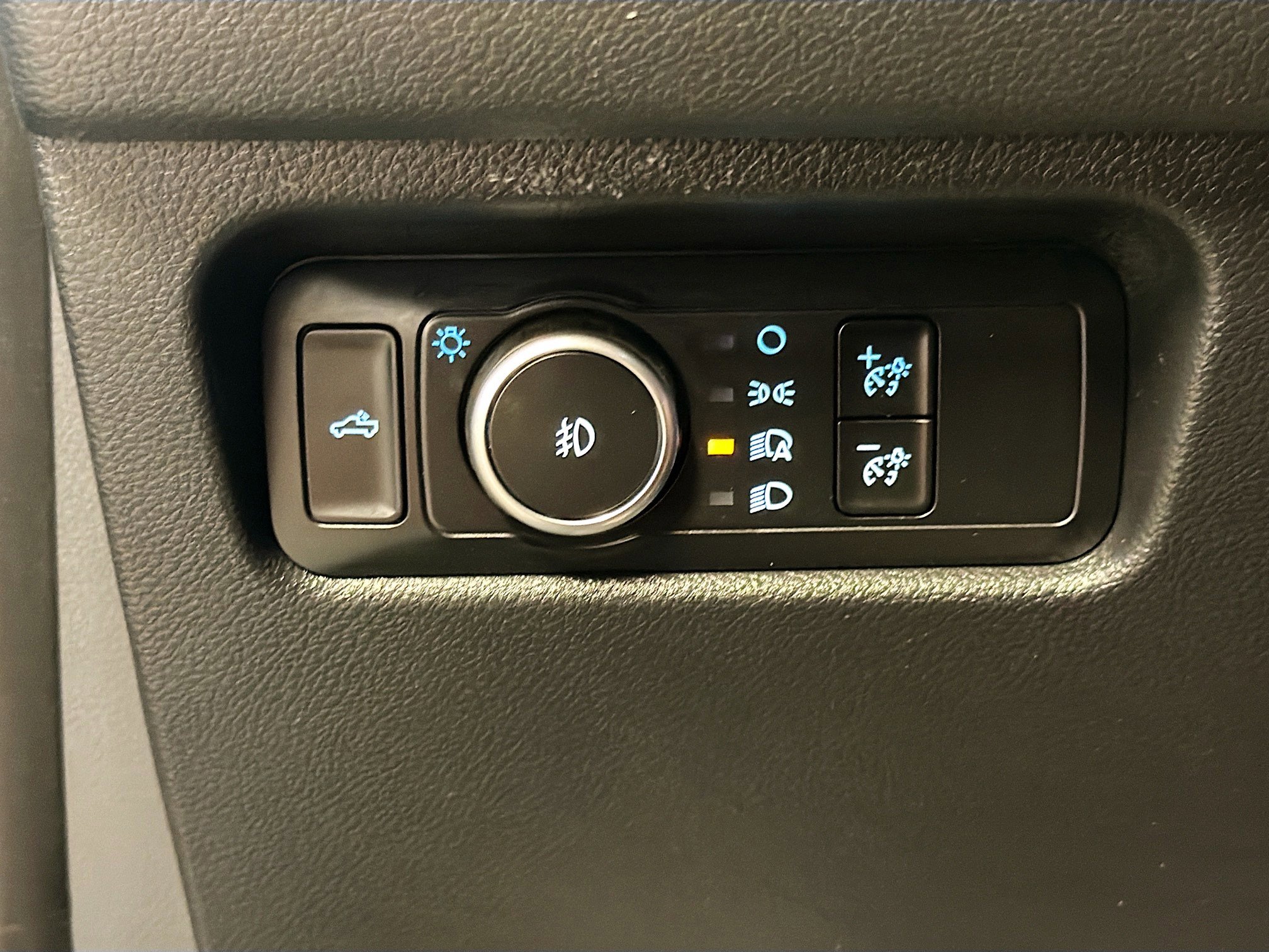 Used 2024 Ford Ranger XLT w/ FX4 Off-Road Package image 17