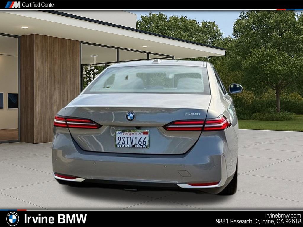 Used 2025 BMW 530i image 9
