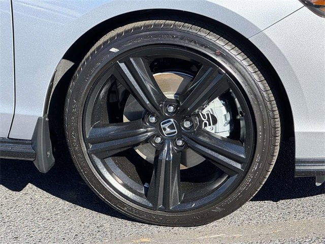 Used 2025 Honda Accord Sport image 5