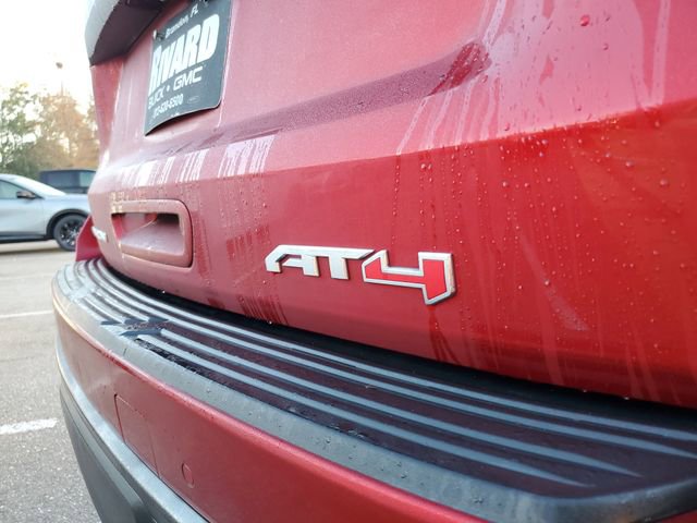 Used 2024 GMC Yukon XL AT4 w/ Technology Package image 8