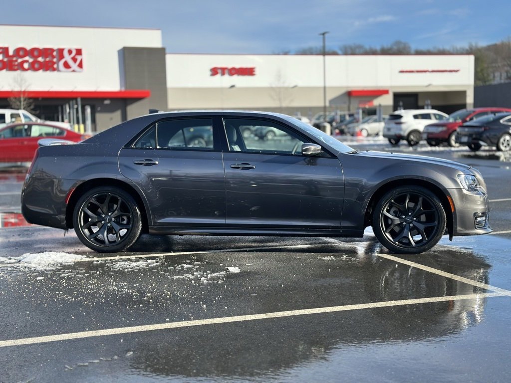 Used 2022 Chrysler 300 S image 8