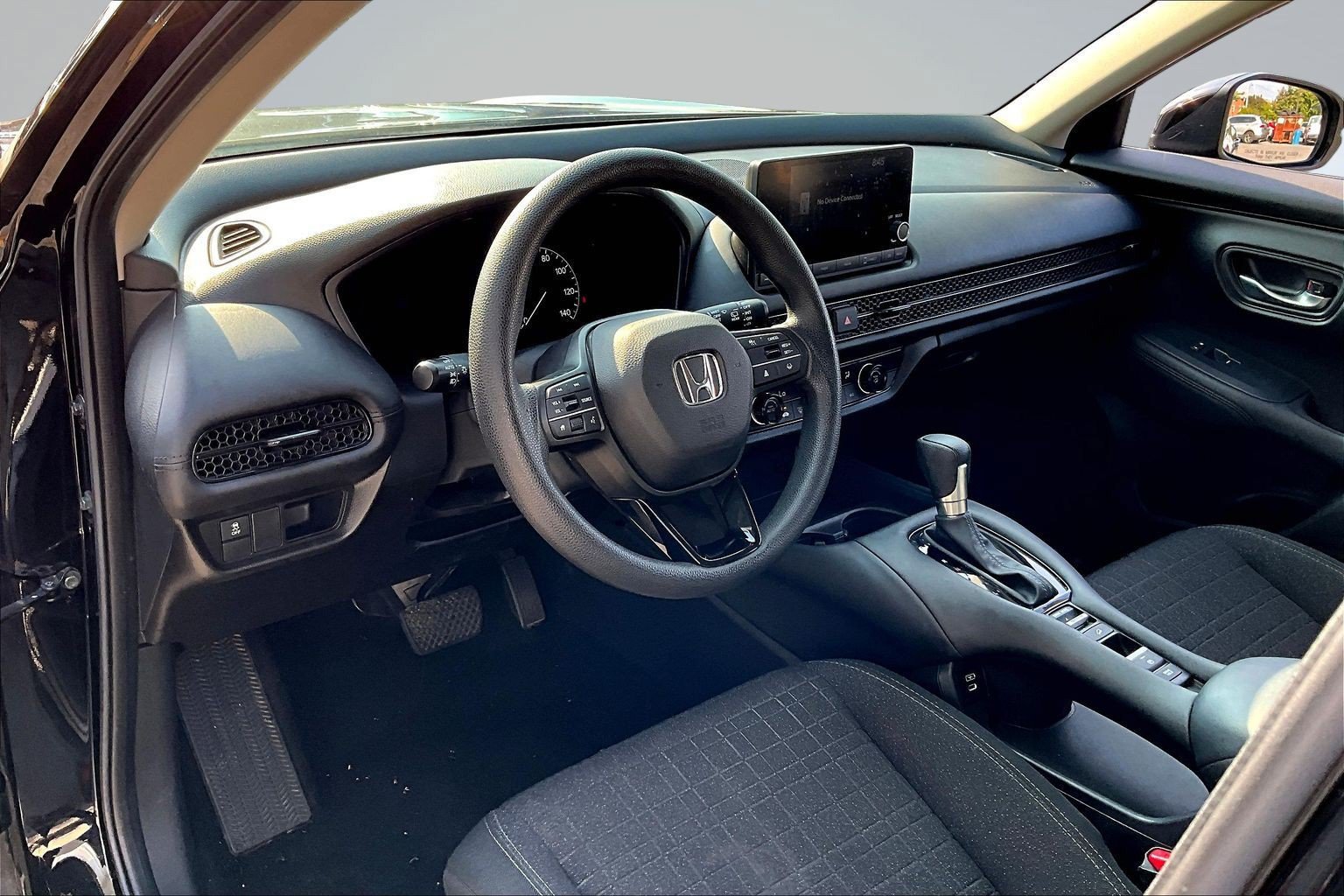 Used 2025 Honda HR-V LX image 16