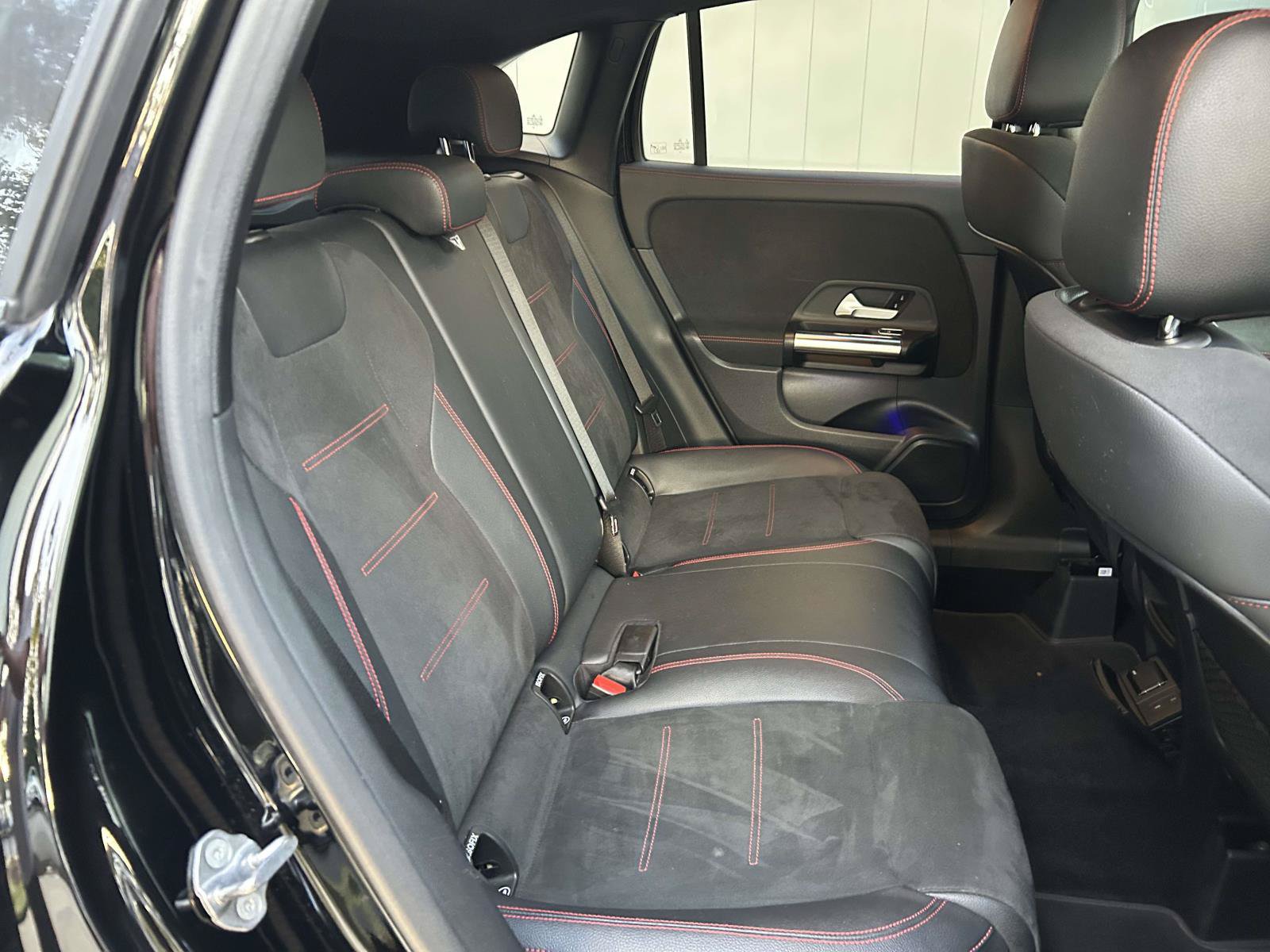 Used 2023 Mercedes-Benz GLA 250 4MATIC image 43