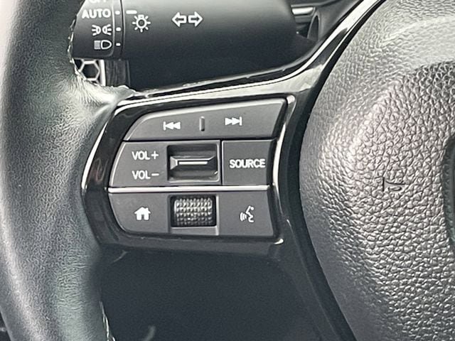Used 2024 Honda Civic EX-L image 12
