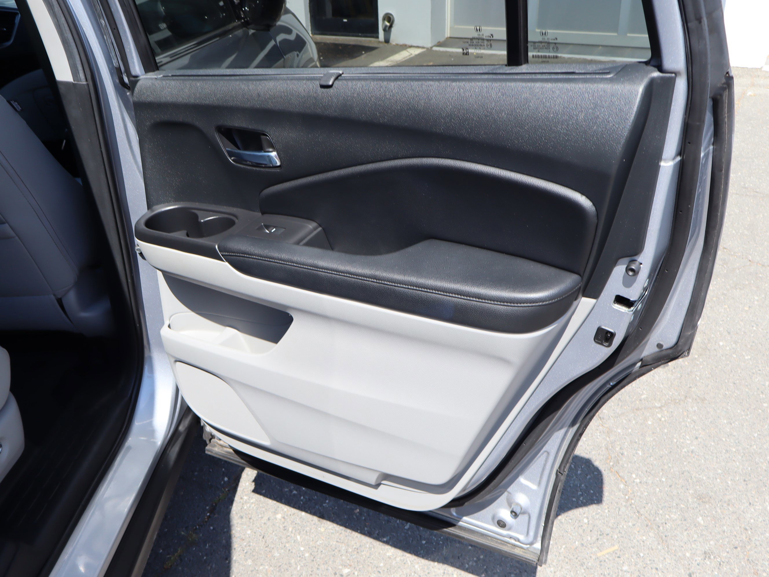 Used 2022 Honda Pilot Touring image 37