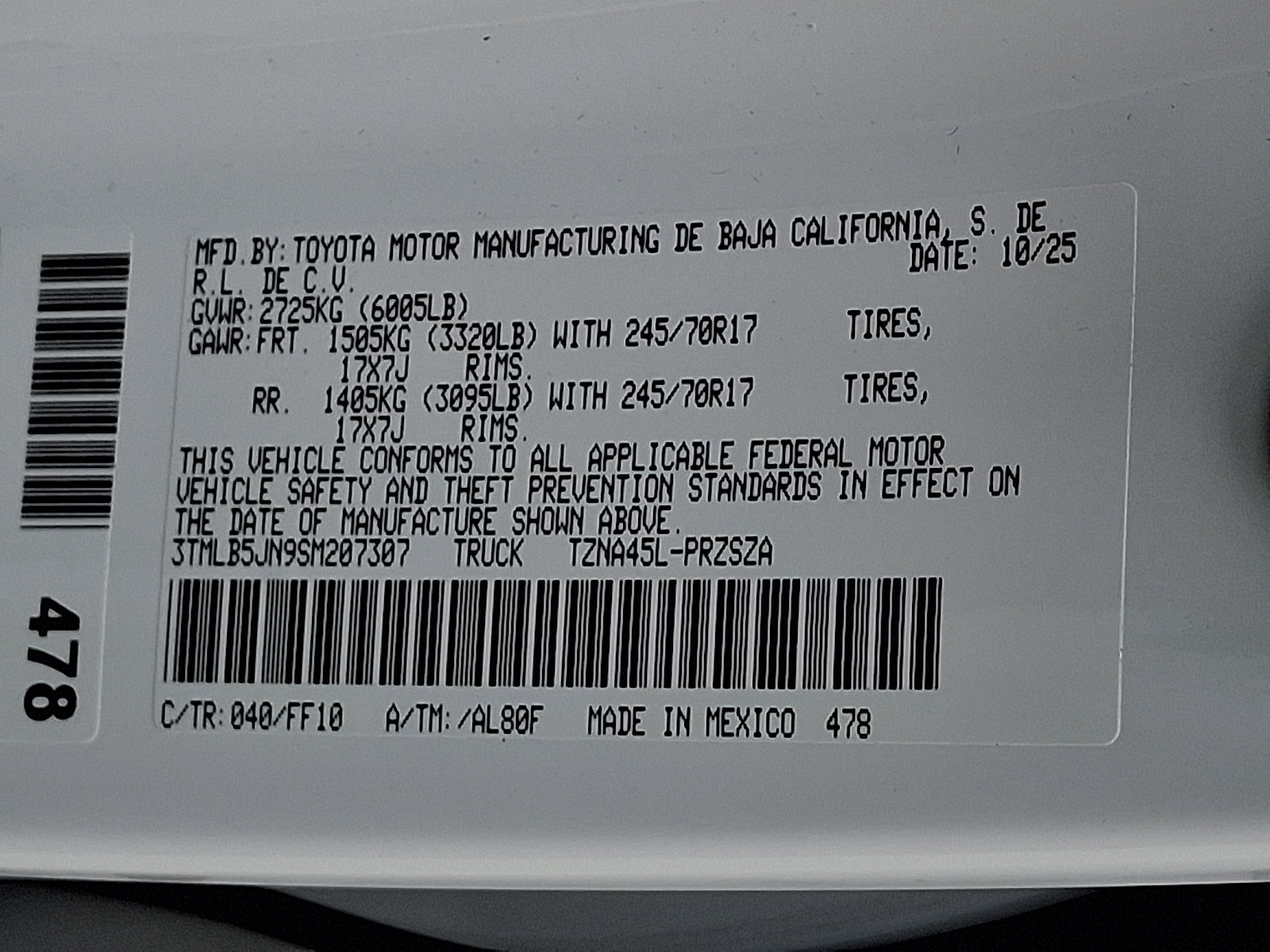 Certified 2025 Toyota Tacoma SR5 AWD/4WD image 27