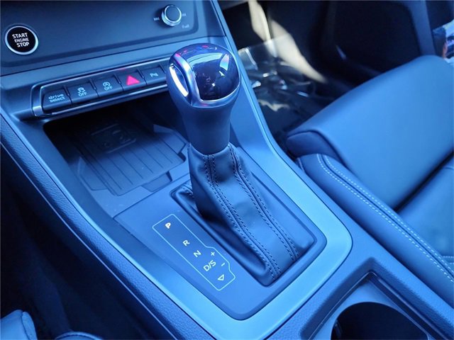 New 2025 Audi Q3 2.0T Premium image 22