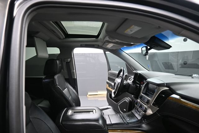 Used 2017 GMC Yukon XL Denali w/ Open Road Package AWD/4WD image 48