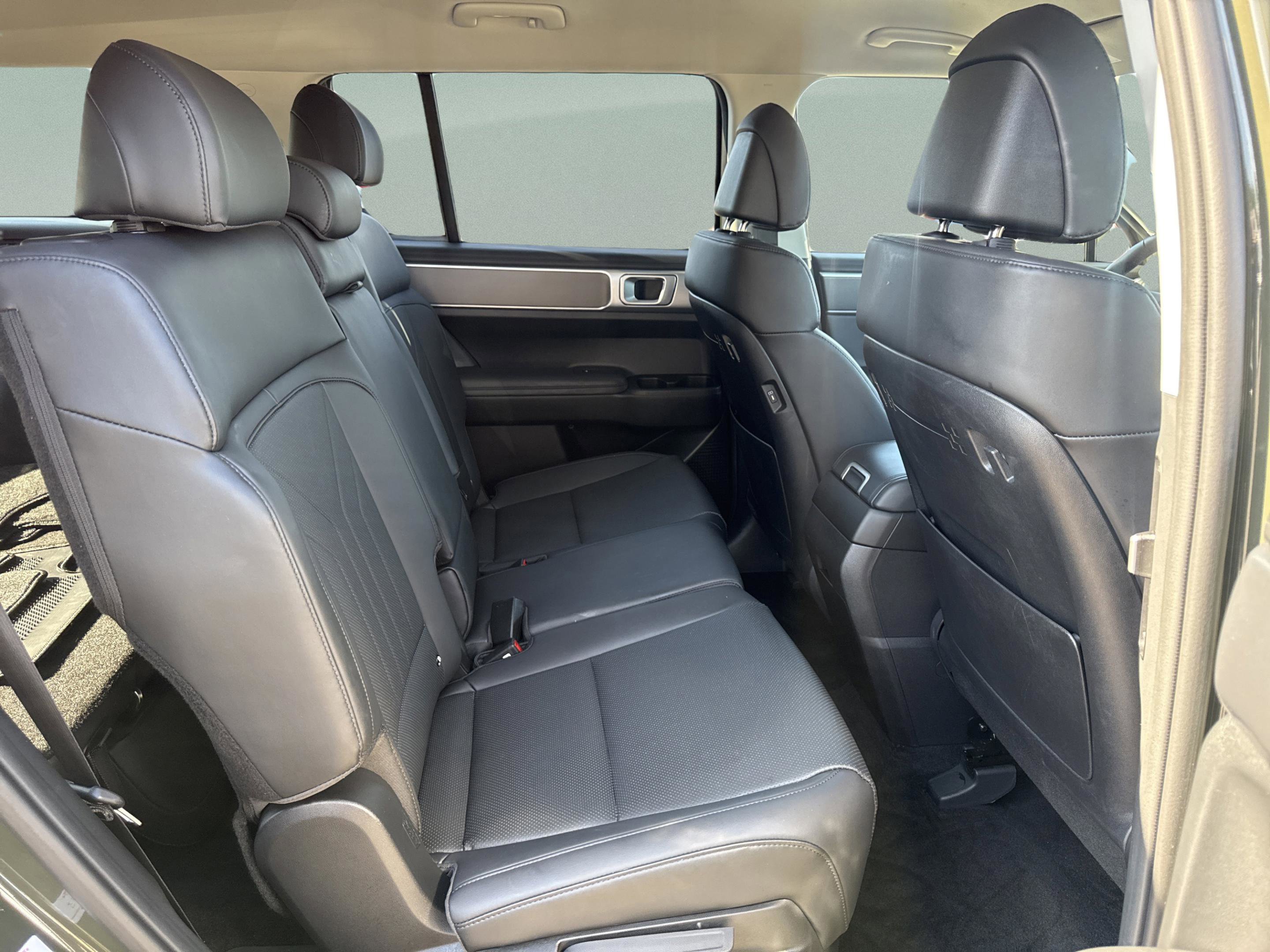 Used 2024 Hyundai Santa Fe SEL image 36