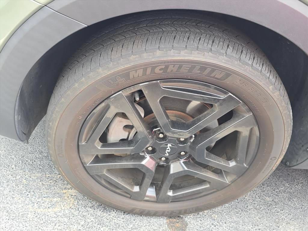 Certified 2023 Kia Telluride EX X-Line AWD/4WD image 4