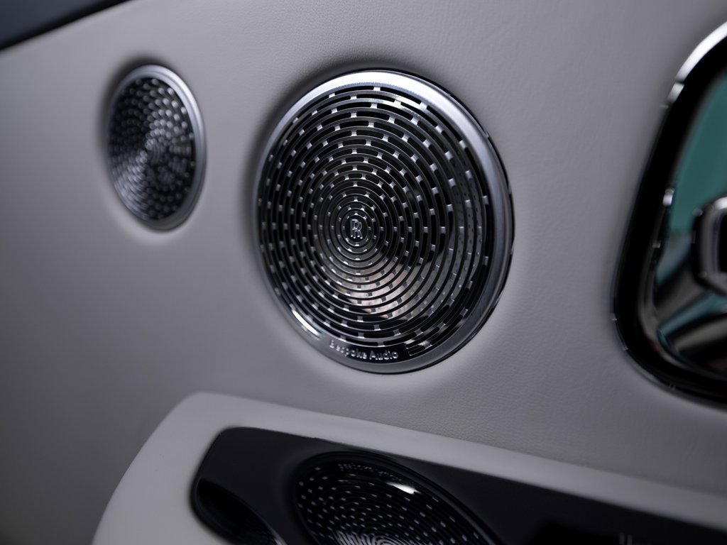 Used 2024 Rolls-Royce Cullinan image 16