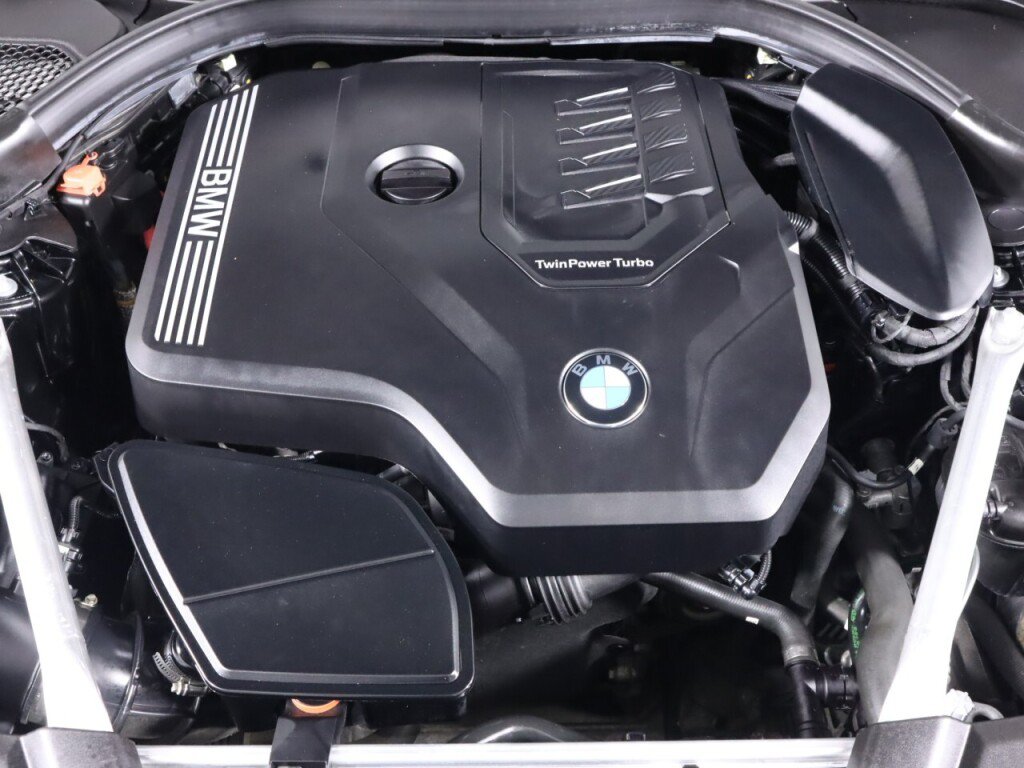 Used 2021 BMW 530i xDrive w/ Convenience Package AWD/4WD image 46
