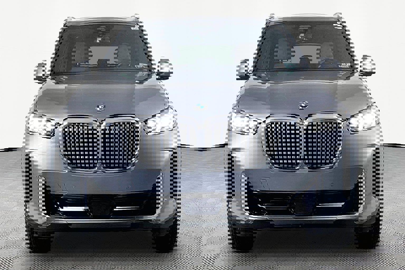 Certified 2024 BMW X5 xDrive40i w/ Premium Package image 2