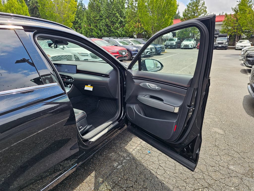 New 2026 Genesis GV70 2.5T Sport Prestige AWD/4WD image 28