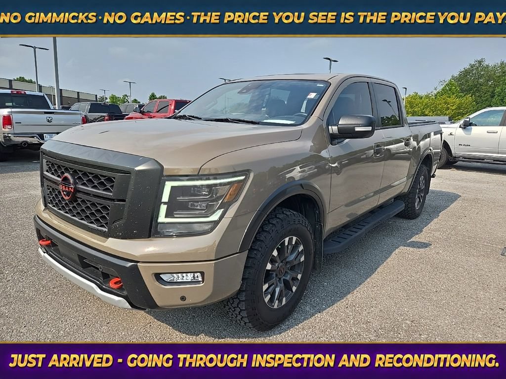 Used 2023 Nissan Titan PRO-4X w/ Pro-4x Convenience Package AWD/4WD image 3