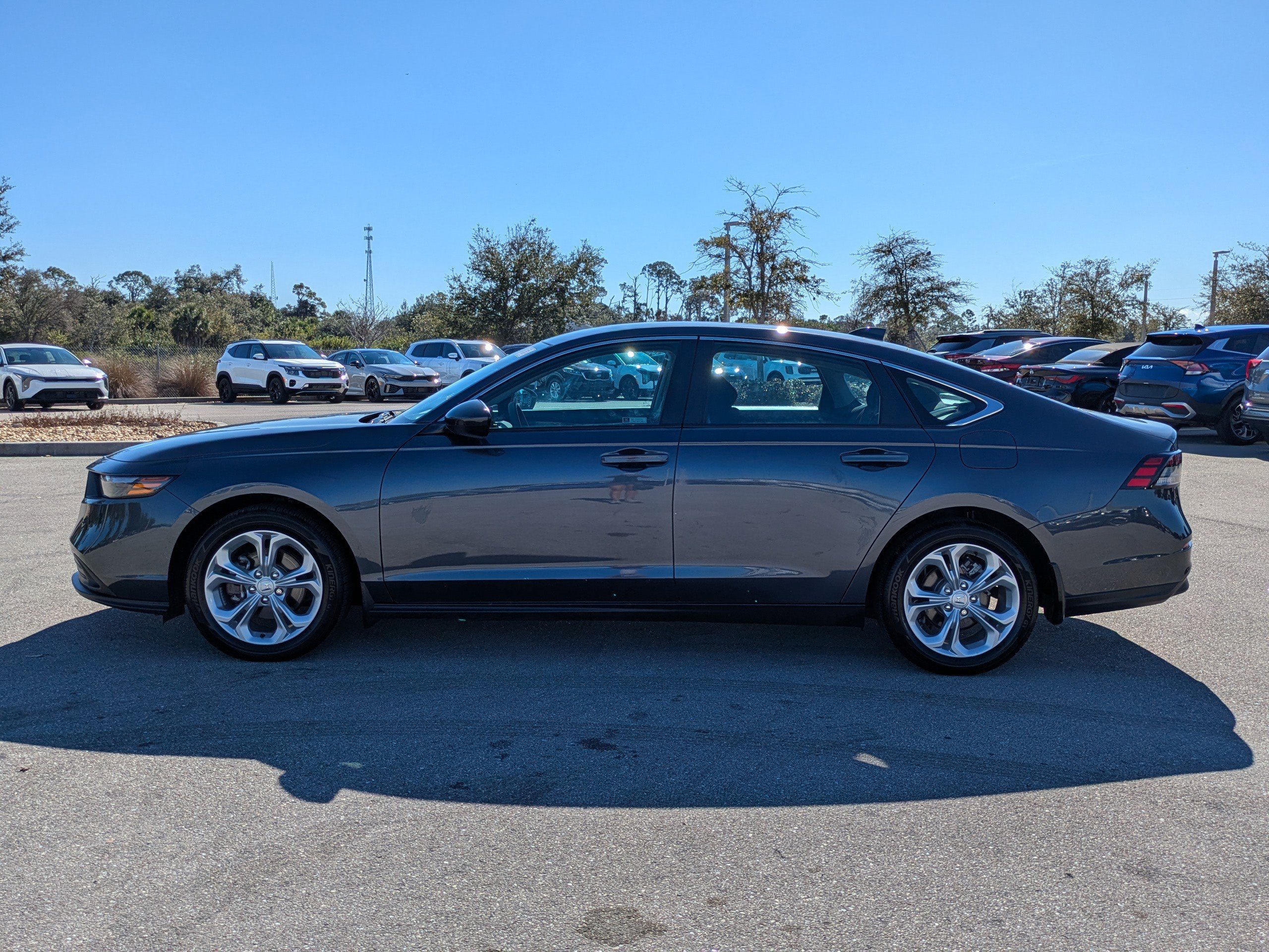 Used 2023 Honda Accord LX image 8