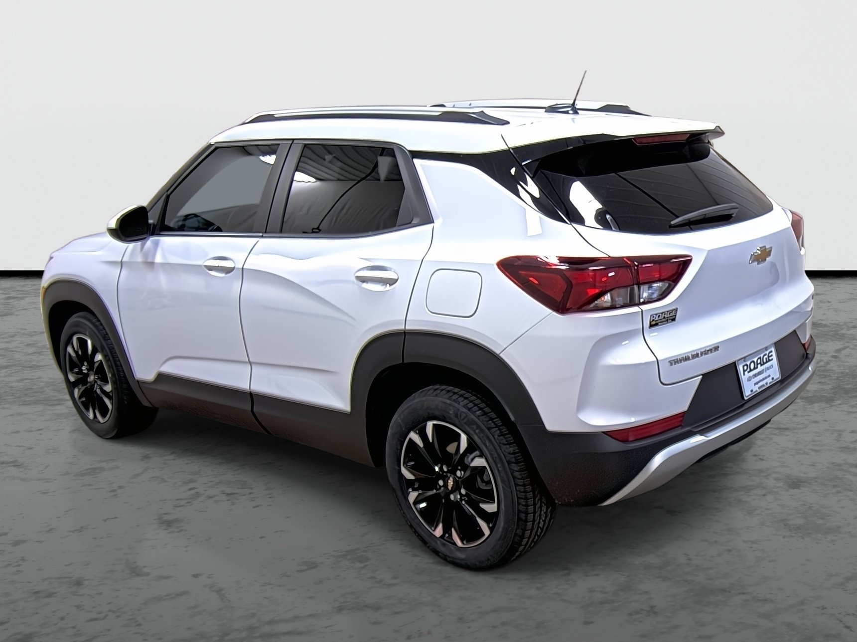 Certified 2023 Chevrolet TrailBlazer LT w/ Convenience Package FWD image 2