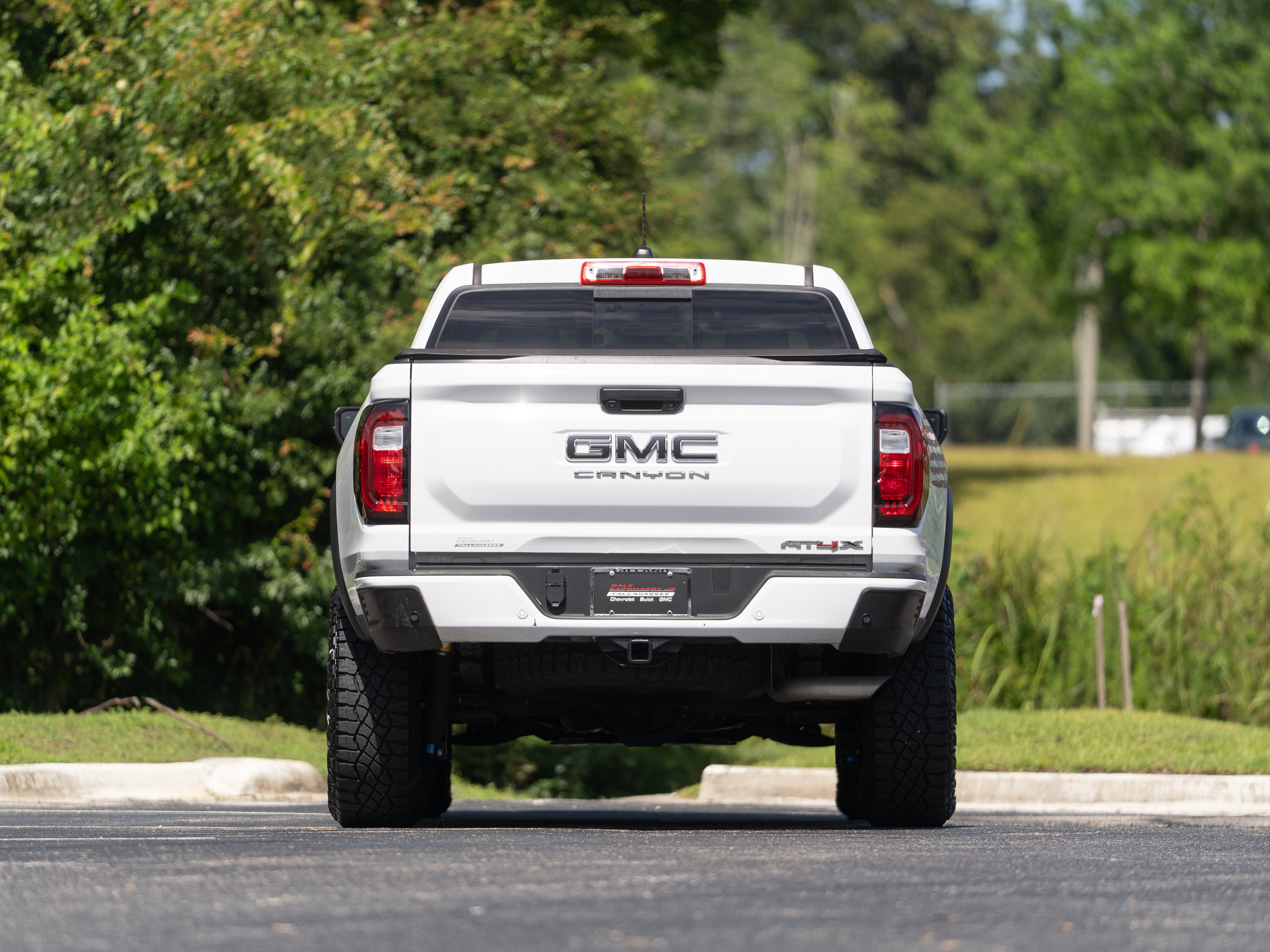 Used 2024 GMC Canyon AT4X AWD/4WD image 45