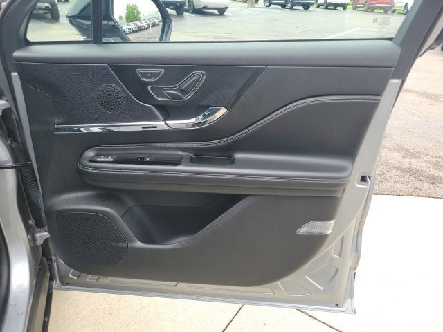 Certified 2023 Lincoln Corsair AWD w/ Equipment Group 101A image 26