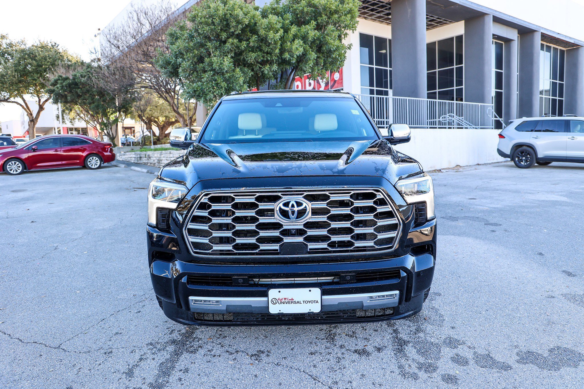 Used 2023 Toyota Sequoia Capstone image 5