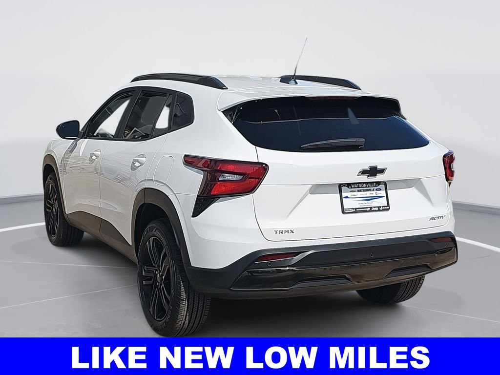 Used 2025 Chevrolet Trax ACTIV w/ Driver Confidence Package image 5