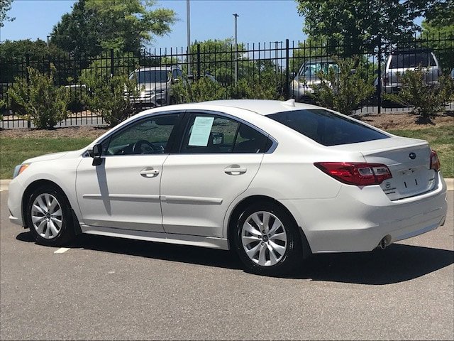 Used 2016 Subaru Legacy 2.5i Premium AWD/4WD image 3