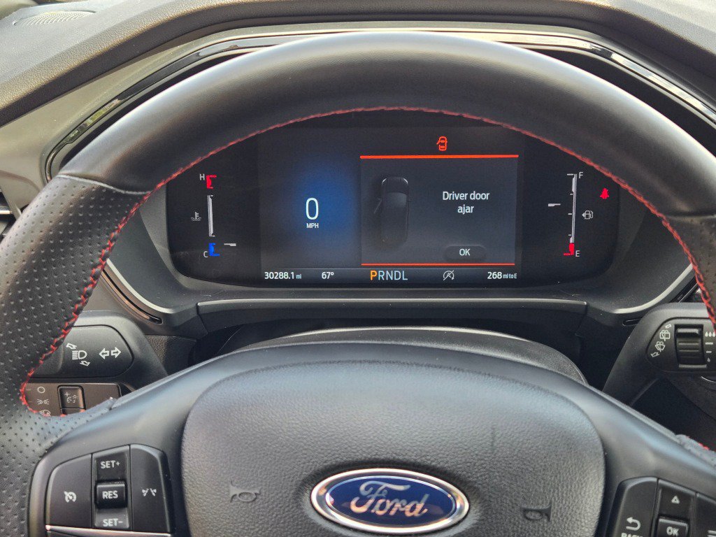 Used 2025 Ford Escape ST-Line AWD/4WD image 31